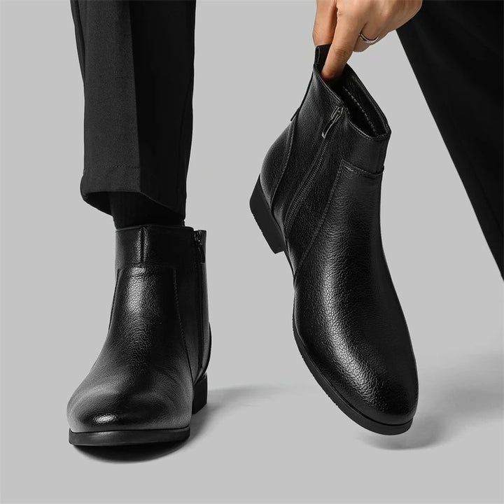 Pebble Grain Chelsea Boots